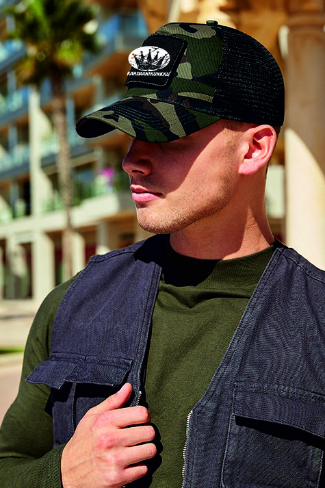 40. Kardaanikunkku - Patch trucker Camo lippalakki, verkkoperä - Image 2
